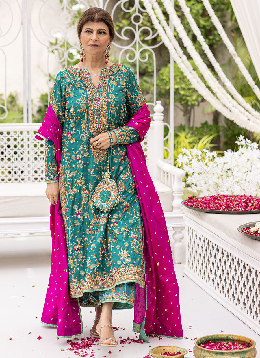 Avisa Emerald Farah Talib Aziz